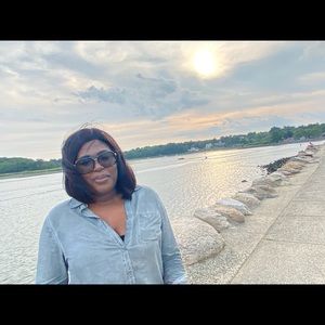 Meet your Posher, Lynda